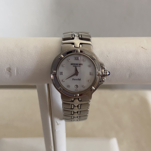 Authentic Raymond Weil Parsifal Mother of Pearl Watch main image 13